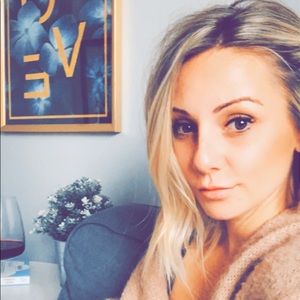 Meet your Posher, Erika